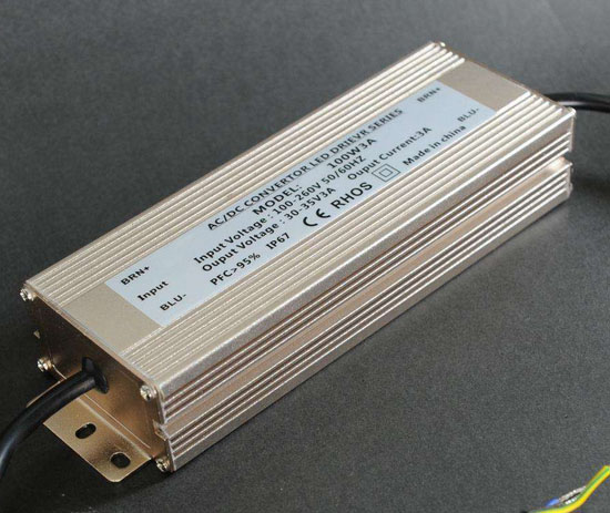 戶外照明LED驅(qū)動電源圖片